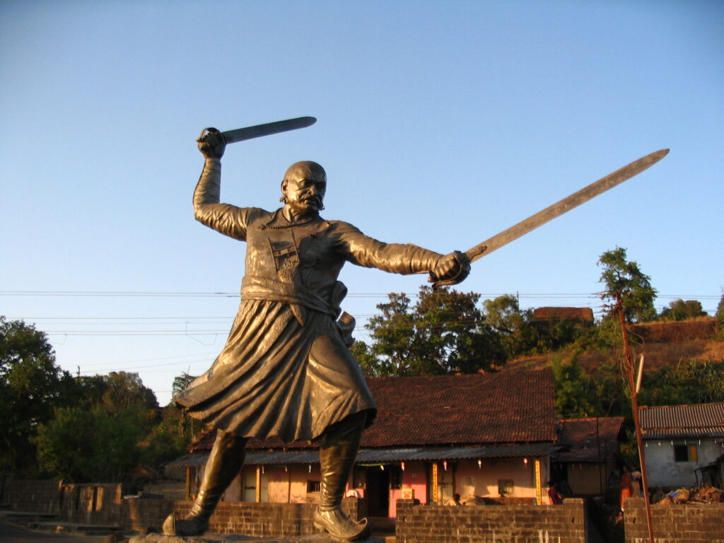 The current image has no alternative text. The file name is: Baji_Prabhu_Deshpande_Statue_in_Panhala_Fort-1.jpg